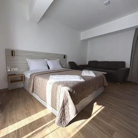 Thasosgoldenstay Family 2nd Floor Lägenhet